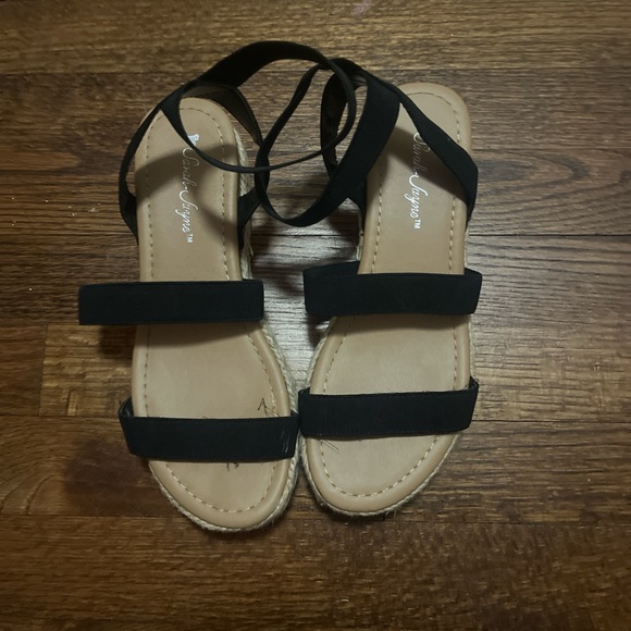 Black strap sandals - Picture 2 of 5